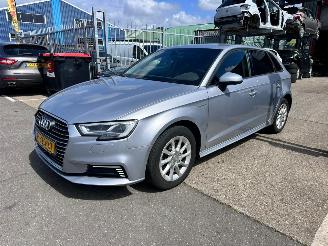 Voiture accidenté Audi A3 1.4 SPORTBACK E-TRON 2018/4