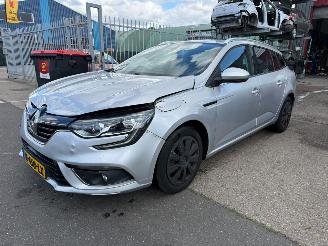 Avarii autoturisme Renault Mégane 1.5 DCI LIMITED / AUTOMAAT 2018/4