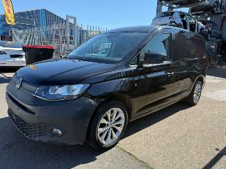 Schadeauto Volkswagen Caddy 2.0 TDI / DSG / 90KW 2021/11