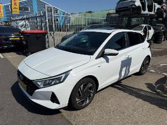 Hyundai I-20 1.0 T-GDI / AUTOM / PREMIUM SKY 2022/1