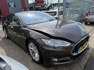 Tesla Model S P85+ PERFORMANCE picture 4