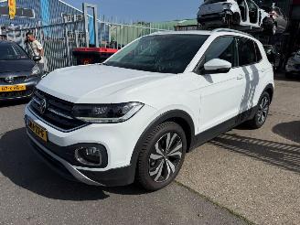 uszkodzony samochody osobowe Volkswagen T-Cross 1.0 TSI / DSG / DIGITAAL 2022/9