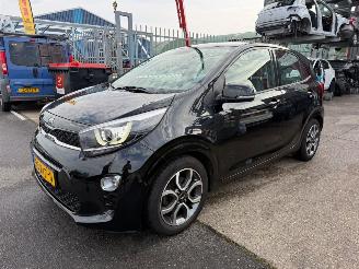 krockskadad bil auto Kia Picanto 1.0 CVVT DYNAMIC PLUS LINE 2017/9