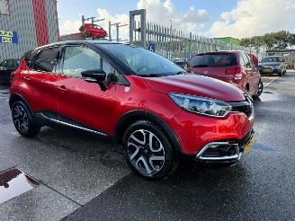 Renault Captur 1.2 TCe / AUTOMAAT/ HELLY HANSEN picture 3
