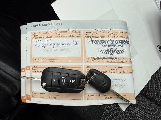 Citroën C4 cactus 1.2 SHINE picture 14