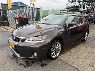 uszkodzony samochody osobowe Lexus Ct 200H BUSINESS STYLE / LEER 2013/12