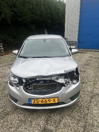  Opel Karl 1.0 ecoFLEX 120 Jaar Edition    41119 nap 2019/7