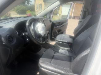 Mercedes Vito 114 CDI LANG AIRCO VERKOCHT VERKOCHT picture 6