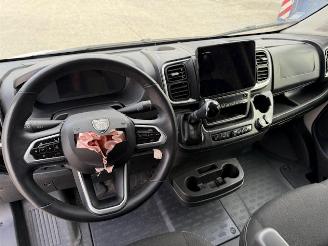 Peugeot Boxer AUTOMATIC picture 9