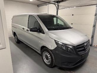 Vaurioauto  passenger cars Mercedes Vito  2021/9
