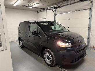 Damaged car Opel Combo 2X CAMERA 2025/6