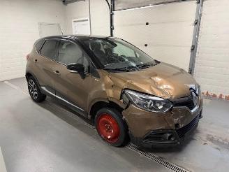 Schadeauto Renault Captur NAVI CAMERA 2016/4