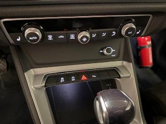 Audi Q3 S-LINE picture 21