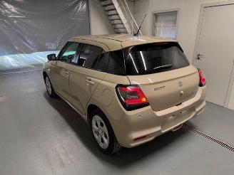 Suzuki Swift  picture 4