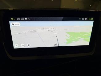 Peugeot 208  picture 17