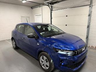 krockskadad bil auto Dacia Sandero  2026/4