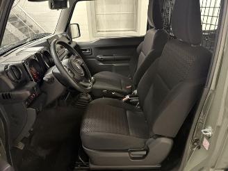 Suzuki Jimny  picture 11