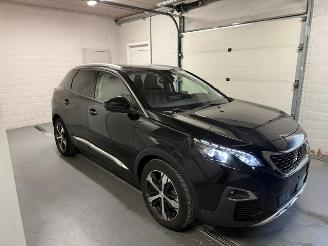 damaged passenger cars Peugeot 3008 PANORAMA 2018/6
