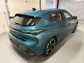 Peugeot 308  picture 6