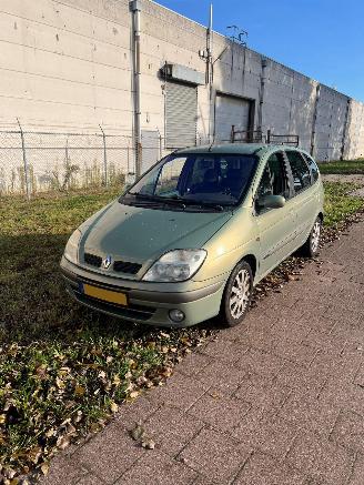  Renault   2001/1