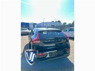 Volvo V-40 V40 (MV), Hatchback 5-drs, 2012 / 2019 2.0 D4 16V picture 3
