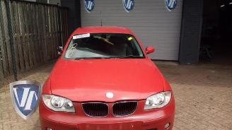Coche siniestrado BMW 1-serie 1 serie (E87/87N), Hatchback 5-drs, 2003 / 2012 116i 1.6 16V 2005