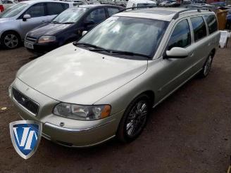 Uttjänta bilar auto Volvo V-70 V70 (SW), Combi, 1999 / 2008 2.4 20V 170 2005/7
