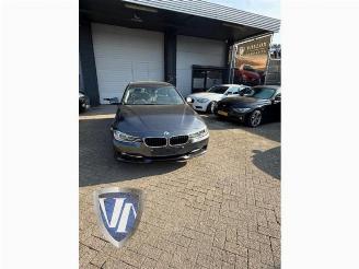 Uttjänta bilar auto BMW 3-serie 3 serie (F30), Sedan, 2011 / 2018 320i 2.0 16V 2014/9