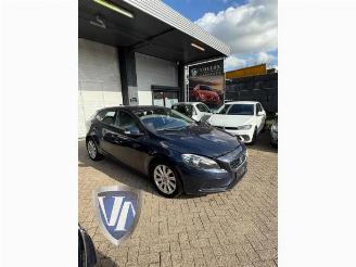 Salvage car Volvo V-40 V40 (MV), Hatchback 5-drs, 2012 / 2019 1.6 T3 GTDi 16V 2014/11