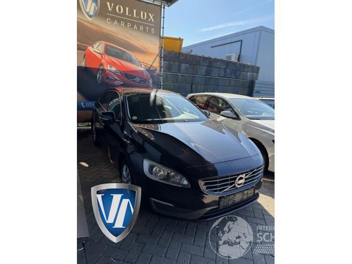 Volvo V-60 V60 I (FW/GW), Combi, 2010 / 2018 2.0 D4 16V