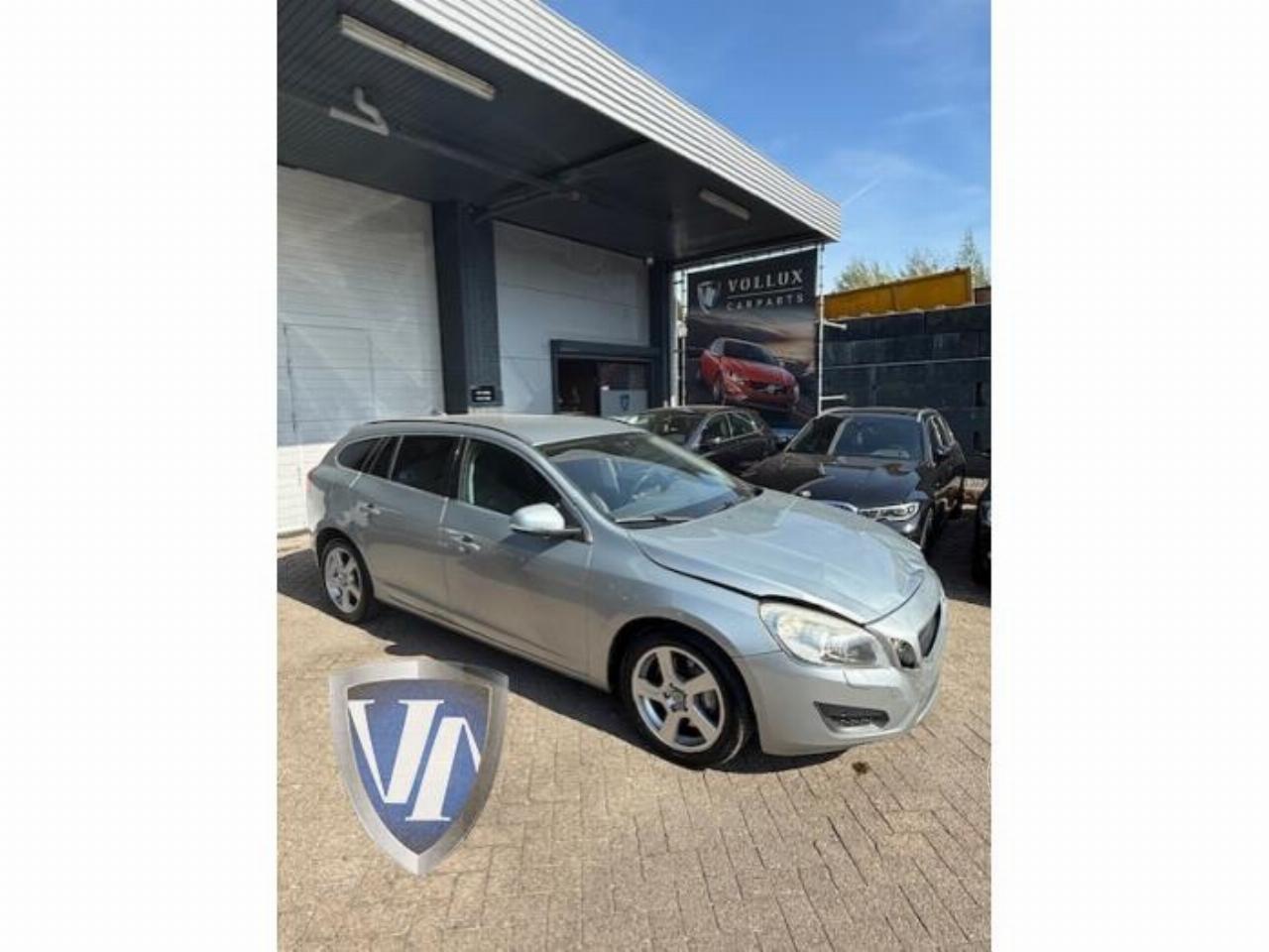 Volvo V-60 V60 I (FW/GW), Combi, 2010 / 2018 1.6 T3 16V