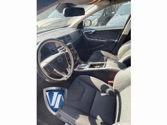 Volvo V-60 V60 I (FW/GW), Combi, 2010 / 2018 2.0 T 16V picture 5