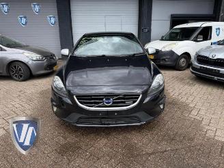 Salvage car Volvo V-40  2014/5