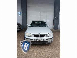 Vrakbiler auto BMW 1-serie 1 serie (E87/87N), Hatchback 5-drs, 2003 / 2012 116i 1.6 16V 2006/8
