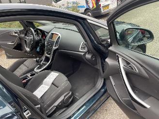 Opel Astra 1.4T picture 18