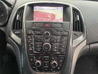 Opel Astra 1.4T Cosmo picture 12