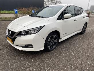 Schadeauto Nissan Leaf visia 40kw 2019/12