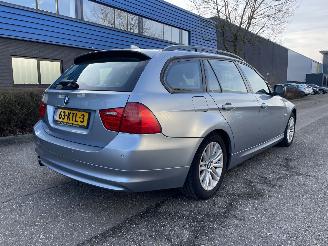Schadeauto BMW 3-serie 316 90kw 2010/8