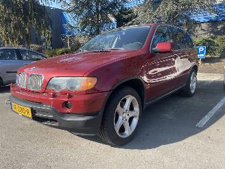 krockskadad bil auto BMW X5 4.4 2002/10