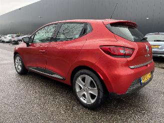 Renault Clio 5drs clima picture 2