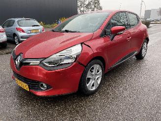 Renault Clio 5drs clima picture 6