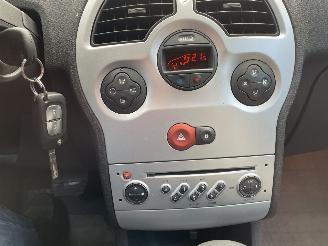 Renault Modus 1.6 aut. picture 12