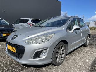 uszkodzony samochody osobowe Peugeot 308 1.6 88kw 2013/2