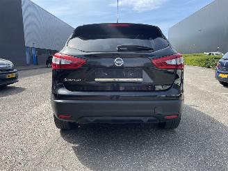 Coche accidentado Nissan Qashqai 1.6 d 96kw Aut. 2015/10