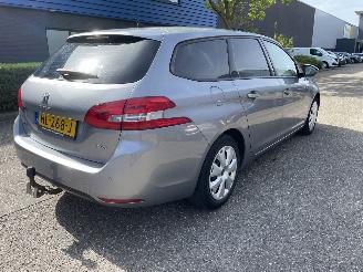 Peugeot 308 1.6 hdi picture 4