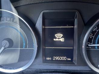 Toyota Auris 1.8 hybrid picture 9