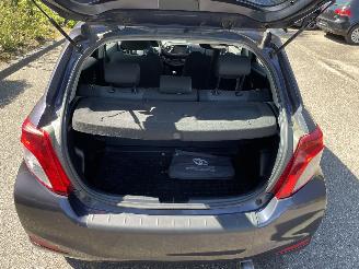 Toyota Yaris 1.3 5drs picture 7