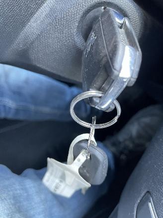 Peugeot 308 1.6hdi 88kw picture 18