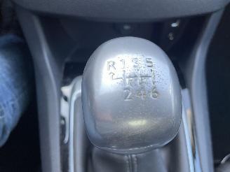 Peugeot 308 1.6hdi 88kw picture 13