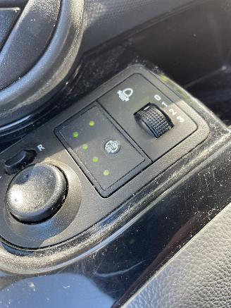 Chevrolet Spark 1.0 lpg picture 13